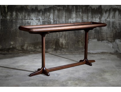 Modest koltuk arkası yüksek sehpa ahşap